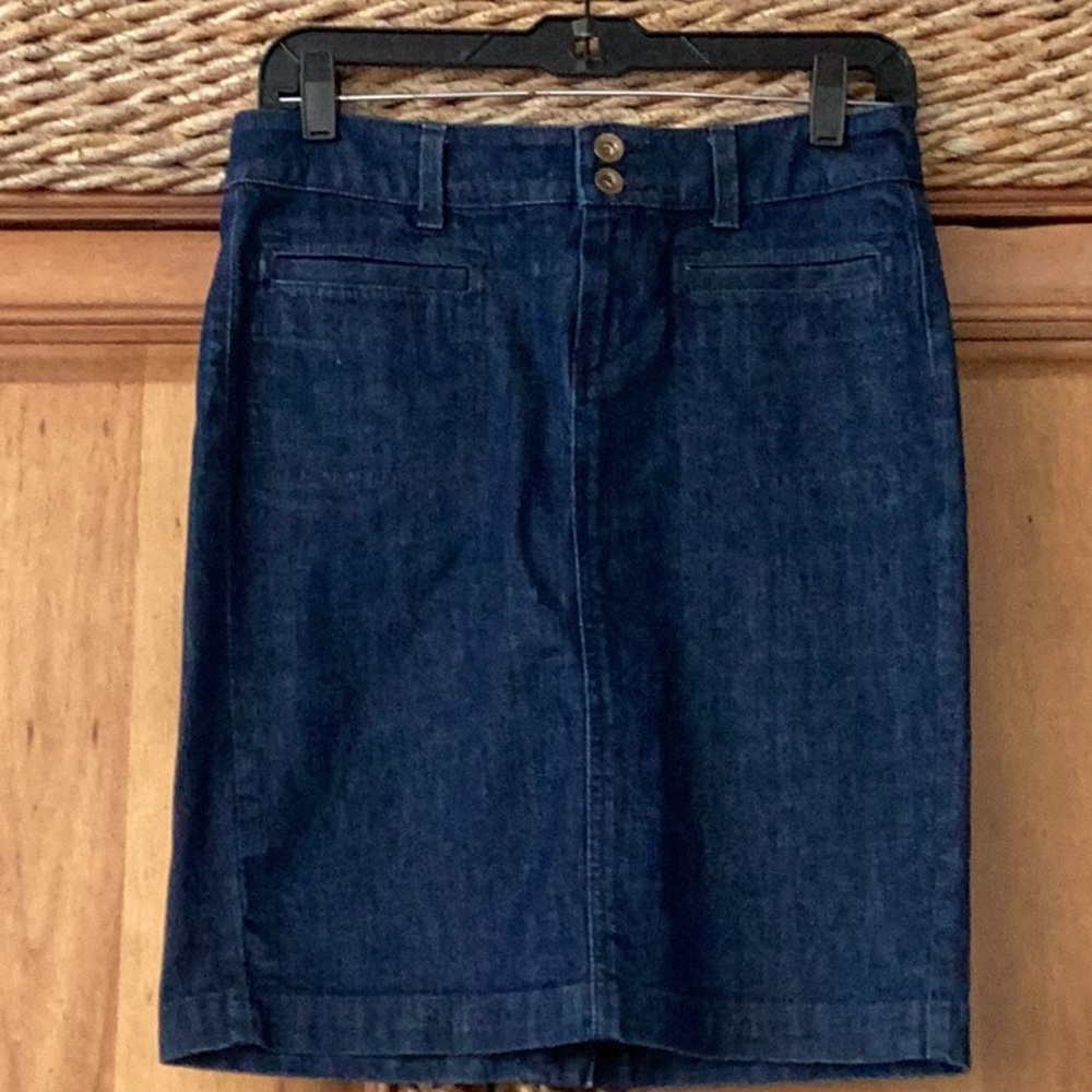 🦋NWOT Banana RepublicSo Fun Size 26 R Awesome Denim Skirt Wardrobe Must Have🦋 - Picture 2 of 8